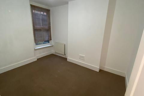 1 bedroom flat to rent, Temple Street, Bethnel Green London E2