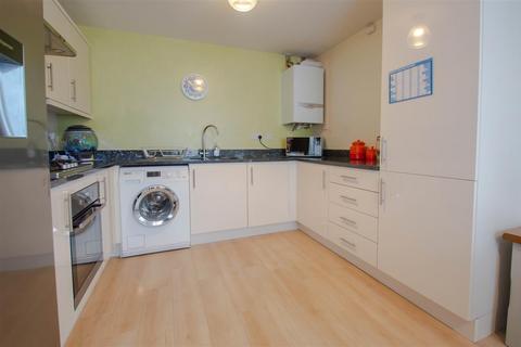 3 bedroom semi-detached house for sale, Kelvin Drive, Haverhill CB9