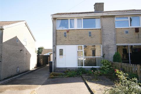 3 bedroom semi-detached house to rent, New Hey Road, Rastrick