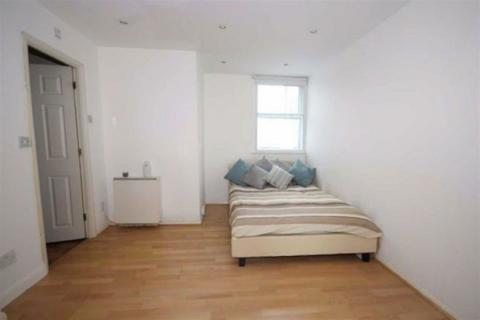 2 bedroom flat to rent, Lambeth Road, London SE1