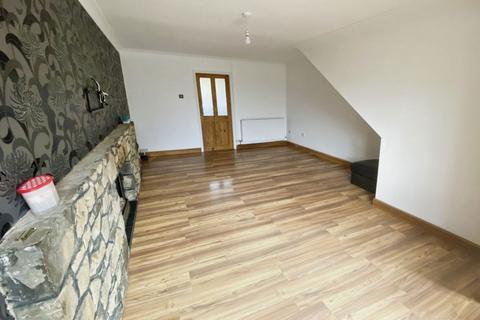 2 bedroom house to rent, Cae Odin, Brackla, CF31 2HH