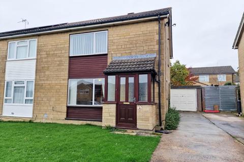 2 bedroom semi-detached house for sale, Chestnut Avenue, Stonehouse