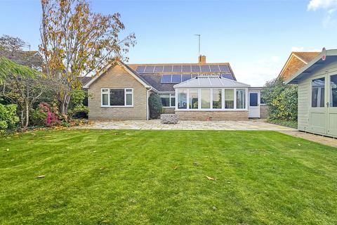 3 bedroom bungalow for sale, Hudson Drive, Rustington, Littlehampton, West Sussex