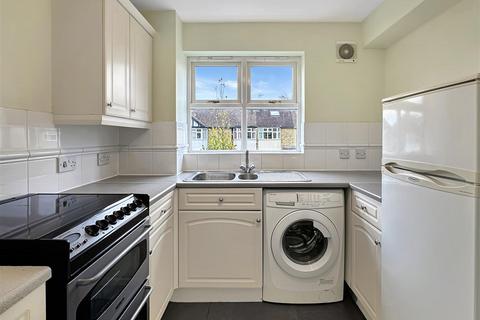 2 bedroom flat for sale, Cromwell Road, Cambridge CB1