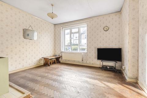 3 bedroom maisonette for sale, Adys Road, London