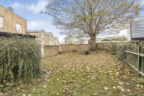 3 bedroom maisonette for sale, Adys Road, London