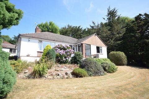 3 bedroom bungalow to rent, Durrant Lane, Northam, Bideford