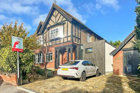 5 bedroom detached house for sale, Pierremont Avenue, Broadstairs CT10