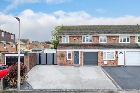 3 bedroom end of terrace house for sale, Battlesmere Road, Cliffe Woods, Rochester, Kent, ME3