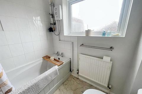 1 bedroom flat for sale, Carew Road, Eastbourne