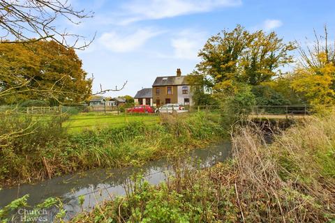 3 bedroom semi-detached house for sale, Drapers Chase, Heybridge, Maldon