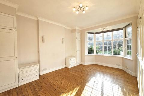 3 bedroom apartment for sale, Sheldon Avenue, LONDON, N2