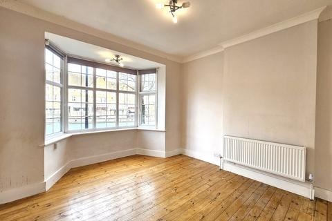 3 bedroom apartment for sale, Sheldon Avenue, LONDON, N2