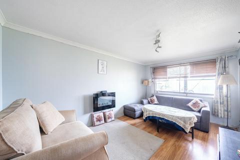 1 bedroom flat for sale, Douglas Bader House, 9 Gibson Close, Isleworth, TW7