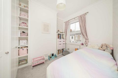 3 bedroom house for sale, Linden Road, Hampton TW12