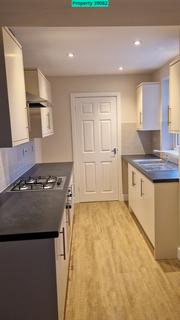 3 bedroom terraced house to rent, Lower Gladstone Street, Heanor, DE75 7PT