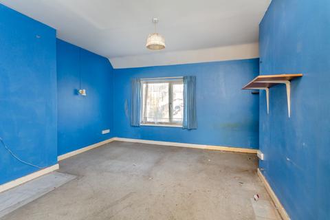 3 bedroom house for sale, Pond Park Road, Chesham