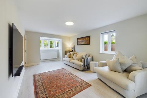 4 bedroom detached house for sale, Wellingborough Road, Mears Ashby,  Northamptonshire, NN6 0DZ