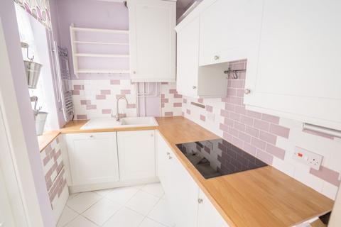 2 bedroom terraced house to rent, Gordon Avenue, Leicester LE2