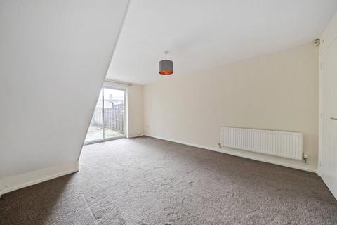 2 bedroom terraced house to rent, Vervain Close, Gloucester GL3