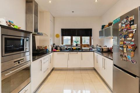 2 bedroom duplex for sale, Folly Lane, Swinton