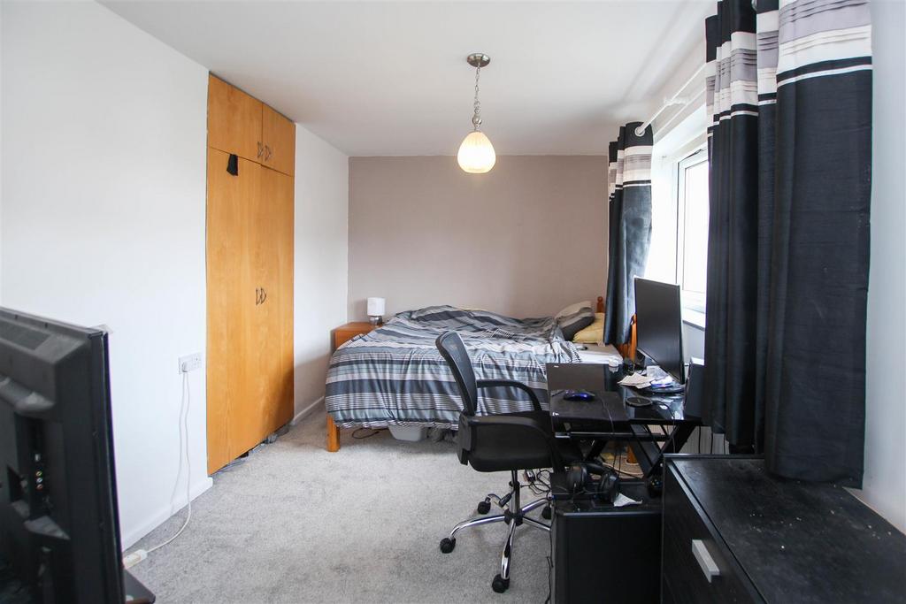 Bedroom 2.jpg