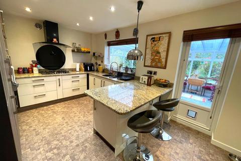 3 bedroom detached house for sale, Pewfist Green, Westhoughton, Bolton