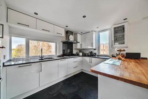 undefined, Sheendale Road,  Richmond,  TW9