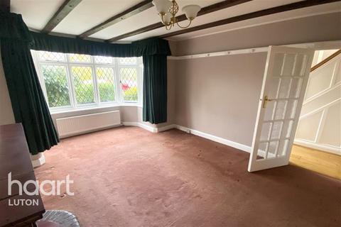 1 bedroom semi-detached house to rent, New Bedford Road