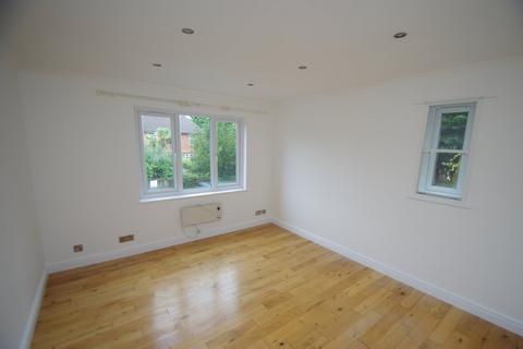 1 bedroom flat to rent, Granville Place, Elm Park Road, Pinner, HA5