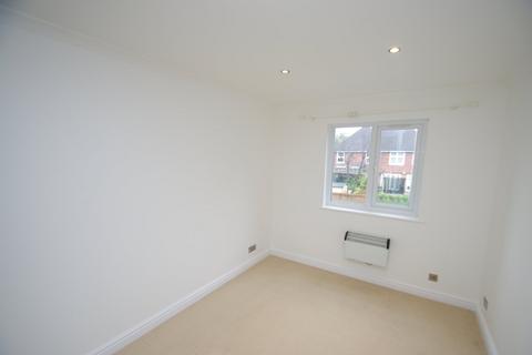 1 bedroom flat to rent, Granville Place, Elm Park Road, Pinner, HA5