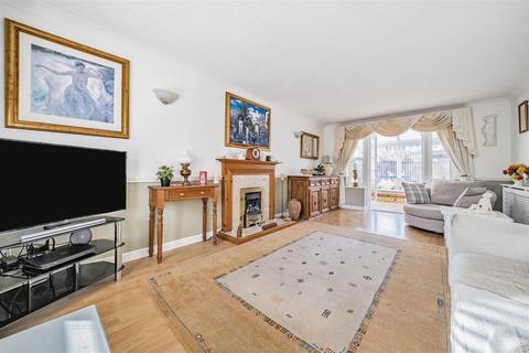 4 bedroom detached house for sale, Brighton Way, Chippenham