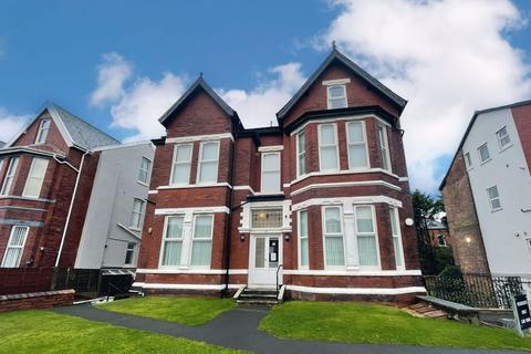 2 bedroom apartment to rent, Knowsley Road, Southport, PR9