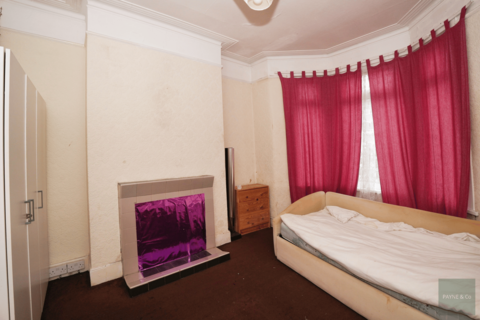 3 bedroom terraced house for sale, Richmond Road, ILFORD, IG1