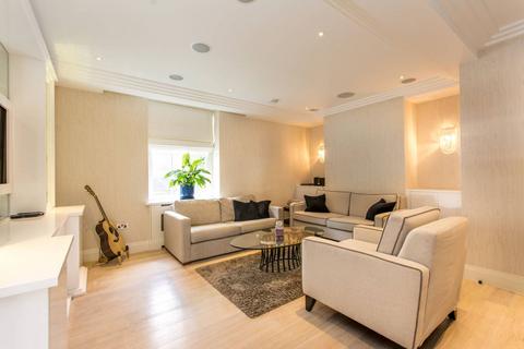 3 bedroom flat for sale, Abbey Road, St John's Wood, London, NW8