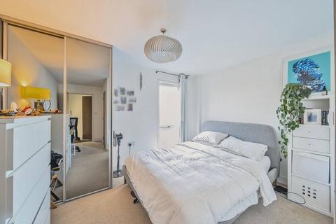 2 bedroom flat for sale, Parker Building, Bermondsey, London, SE16