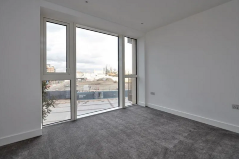 2 bedroom apartment to rent, Admiralty House, 150 Vaughan Way, London, E1W