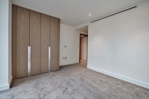 2 bedroom apartment to rent, Admiralty House, 150 Vaughan Way, London, E1W