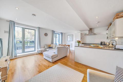 Flat 3, 22 Underhill Road, London, SE22 0AH
