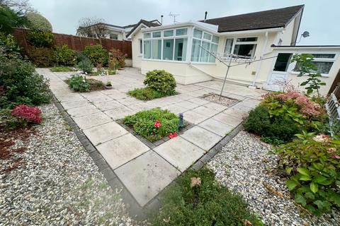 2 bedroom detached bungalow for sale, Livermead, Torquay