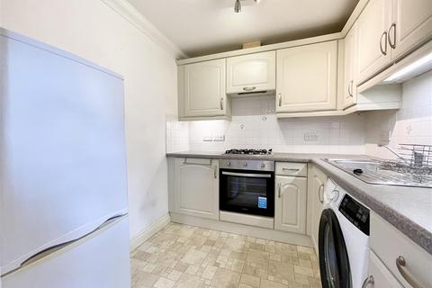 2 bedroom ground floor flat to rent, 265 Warsash Road, Southampton SO31