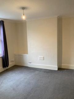 2 bedroom flat to rent, Woodland Terrace, London SE7