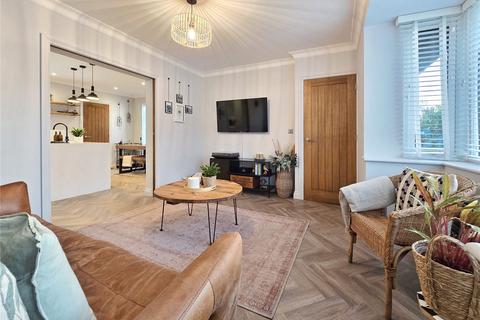 43 Earl Road, Ramsbottom, Bury, BL0 9EF