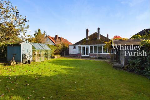 3 bedroom detached bungalow for sale, Croft Lane, Diss