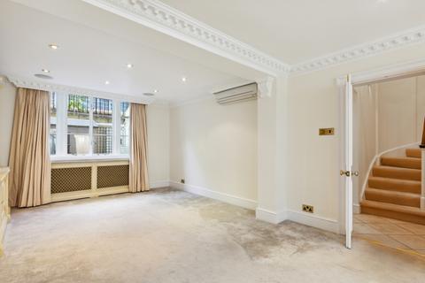 3 bedroom apartment for sale, Bryanston Mews West, London, W1H