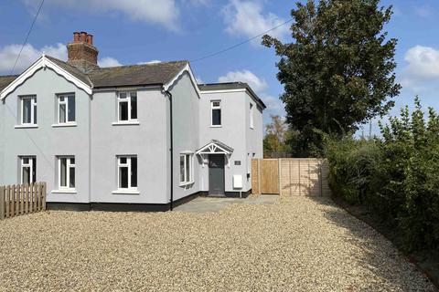 4 bedroom semi-detached house to rent, Capel Hall Lane, Trimley St Martin