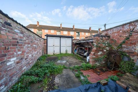 3 bedroom terraced house for sale, Worcester,  Worcestershire,  WR5