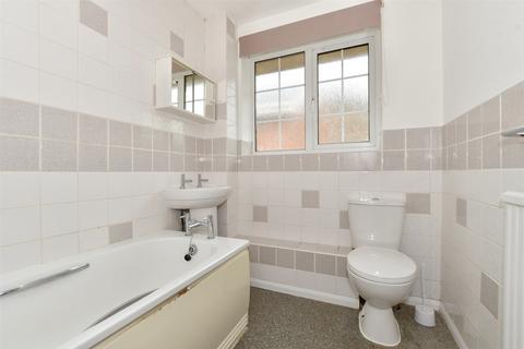 57 Earlsmead Crescent, Cliffsend, Ramsgate, CT12 5LQ
