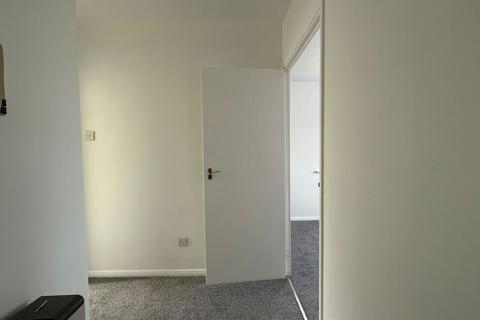 1 bedroom flat for sale, 27 Caroline Close, West Drayton, Middlesex, UB7 7LF