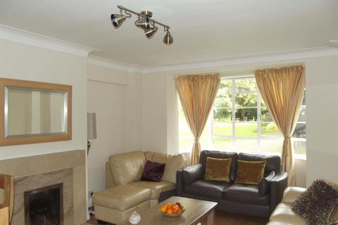 2 bedroom ground floor flat for sale, Furze Croft, Furze Hill, Hove